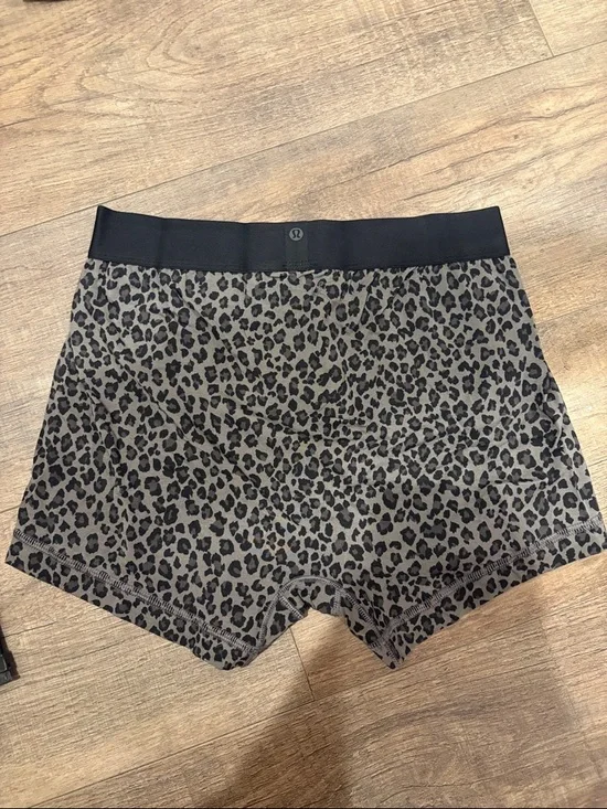 lululemon athletica Leopard Print Boxer Briefs - Gray/Black - Picture 3 of 5